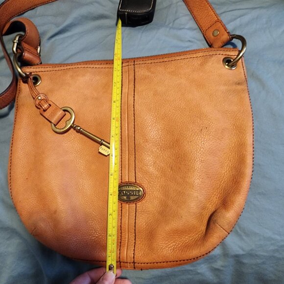 Fossil Leather crossbody bag in Saddle - Picture 8 of 9